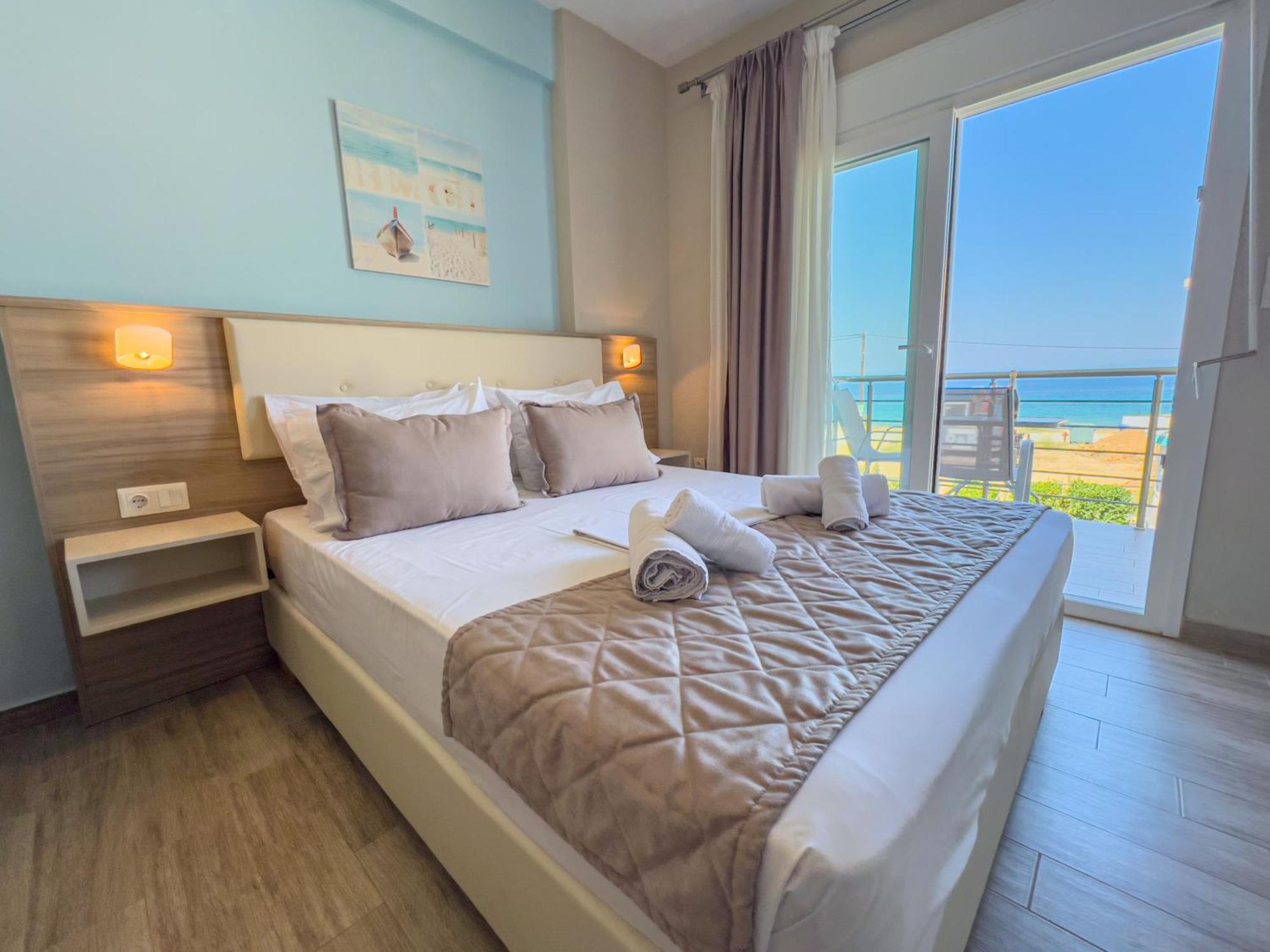 Yalos Beach Maisonettes Skala Sotiros Exterior photo